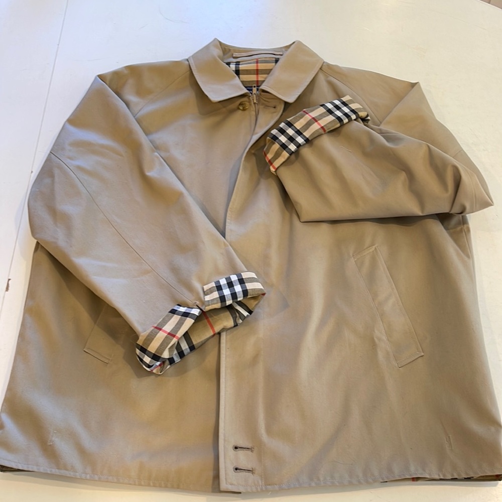 Burberrys’ London Classic Lightweight Jacket Made In England